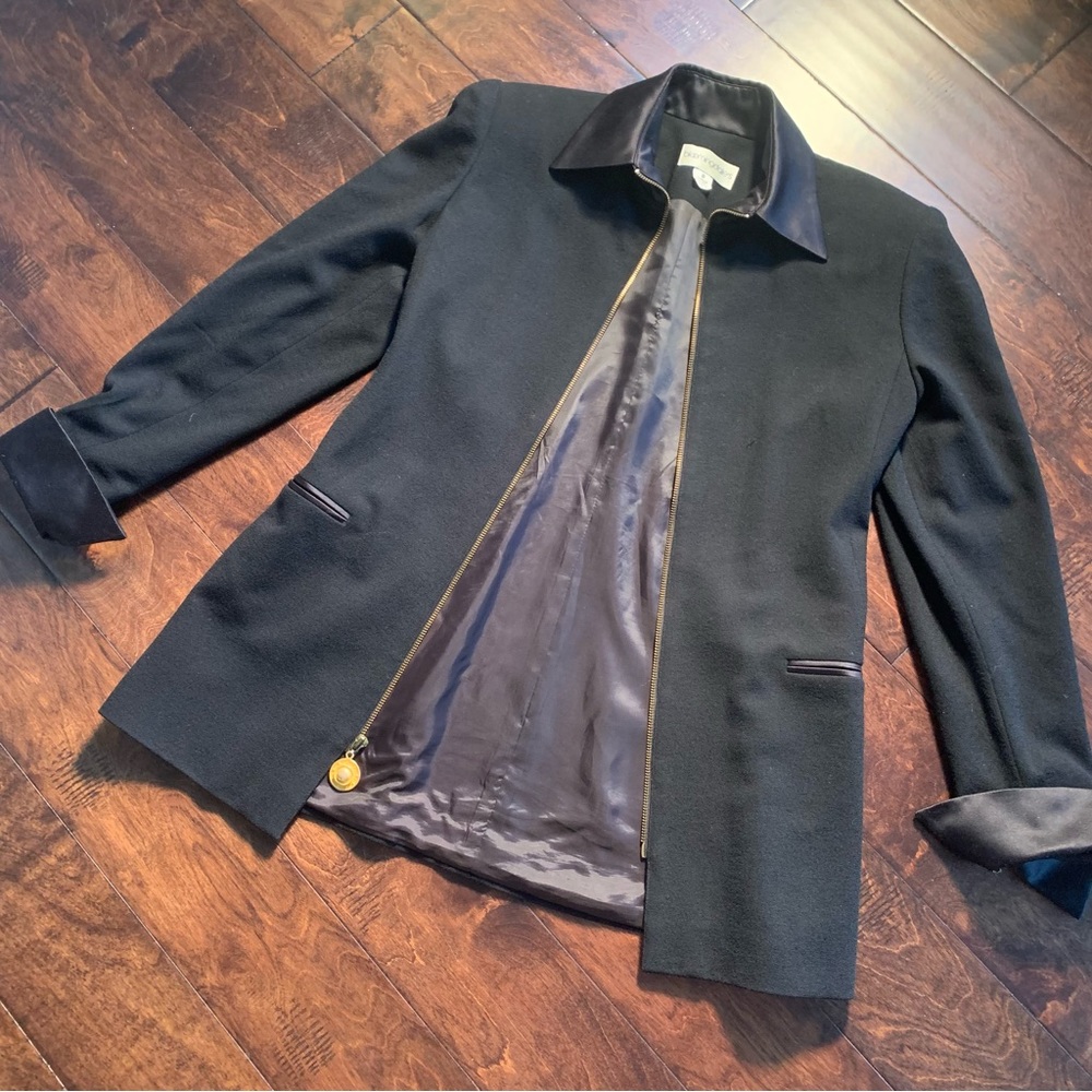 {Bloomingdale’s}‎ 100% Wool Jacket Vintage Size 8